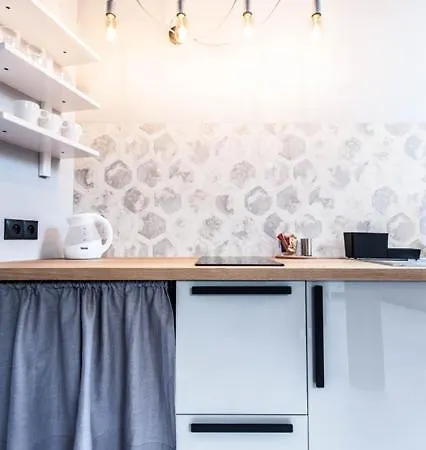 Misty Hideaway - 1Br & Ac - Kazimierz Апартаменты *