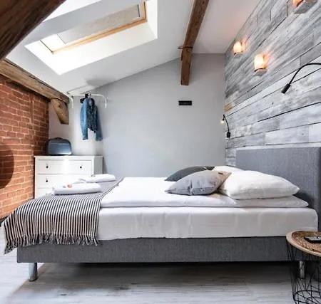 Apartment For Two With An Ac - Dietla 51 Street
